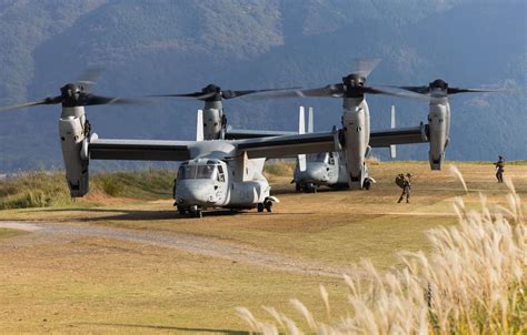 101st Airborne Division soldiers training with Marine V-22 Osprey tiltrotor operations