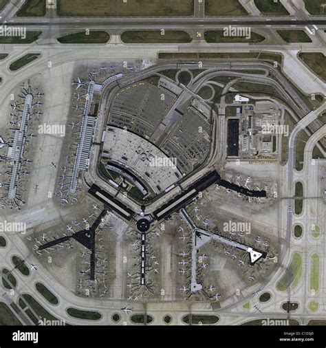 aerial view of O’Hare International Airport showing runway and terminal layout