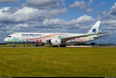 Aeroméxico Boeing 787 Dreamliner XA-ADL in Quetzalcóatl livery