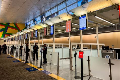 AI-enhanced passenger services at Air France-KLM international terminals