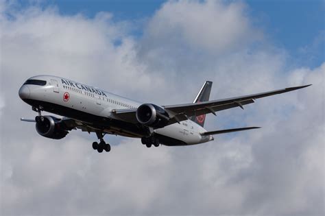Air Canada Vancouver Sapporo New Chitose Boeing 787 winter Japan service