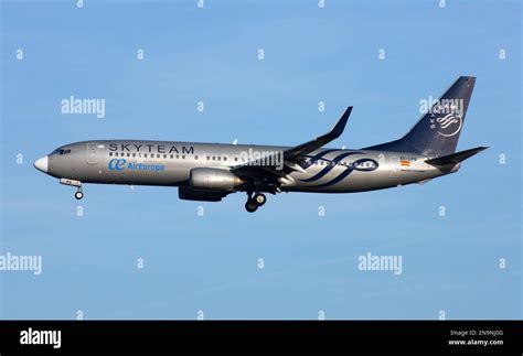 Air Europa Boeing 737-800 with SkyTeam livery at an airport gate