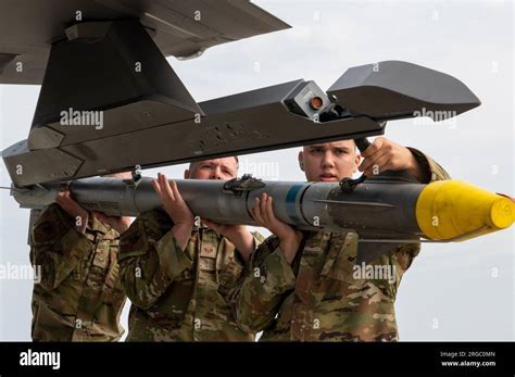 air force pilot missile training