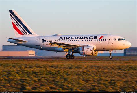 Air France A318 F-GUGM F-GUGN F-GUGO F-GUGP fleet at Paris Charles de Gaulle