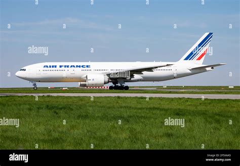 Air France Boeing 777 at Paris Charles de Gaulle runway departure