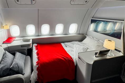 Air France La Première cabin luxury setup