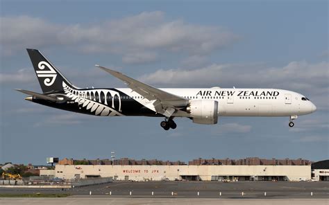Air New Zealand Aircraft Departing for Pacific Island Destination