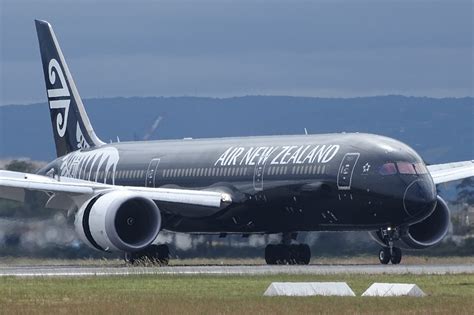 Air New Zealand Boeing 787-9 Dreamliner at Singapore Changi Airport on a nonstop Christchurch route