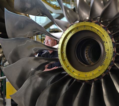Air New Zealand Dreamliner grounded due to Trent 1000 engine maintenance in Auckland