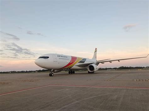airbus a330-200 taxiing at bandaranaike international airport under sri lankan airlines livery