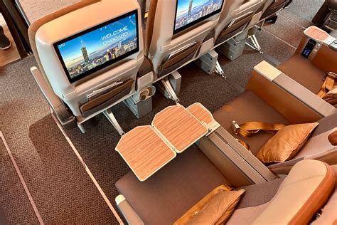 Airbus A350 premium economy cabin lighting wide seats
