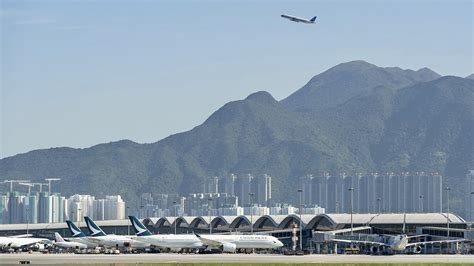 Aircraft on standby at Hong Kong Airport as fog disrupts arrivals and departures
