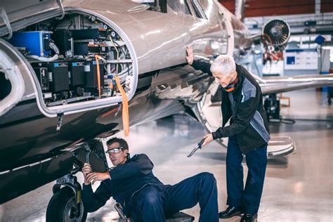 aircraft technicians in simulation-based training with human factors modules