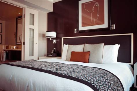 airline pilot hotel layover luxury room city skyline night