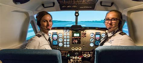 airline transport pilot flying a Boeing 737