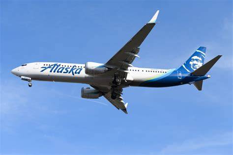 Alaska Airlines Boeing 737 MAX 8 departing Seattle for Reykjavik Keflavik transatlantic flight