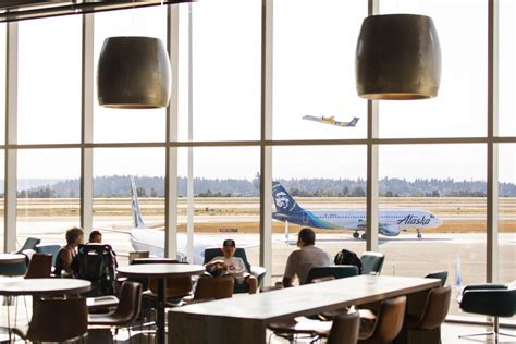 Alaska Airlines premium lounge dining and guest experience expansion