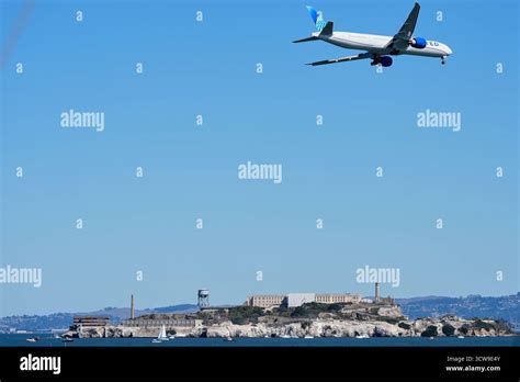 alcatraz island fleet week 2025 air show view