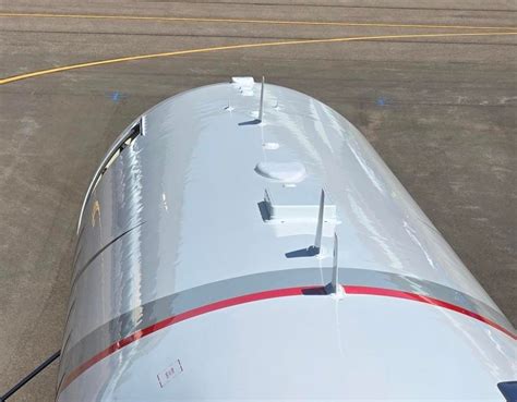 Amazon LEO aviation antenna mounted on commercial aircraft
