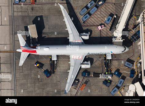 American Airlines Airbus A321 Hawaii flight at Los Angeles International Airport