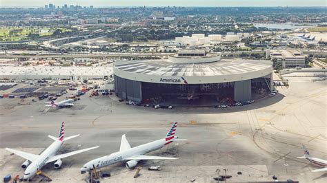 American Airlines Airbus A321neo departing Miami International Airport for Caribbean international service