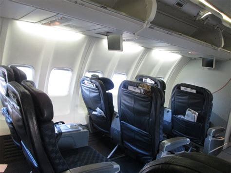 American Airlines Boeing 737-800 first class cabin interior