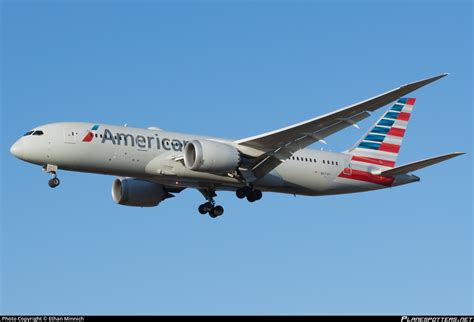 American Airlines Boeing 787-8 Dreamliner at Philadelphia International Airport