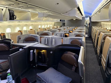 American Airlines Boeing 787-9 Flagship Suite business class cabin