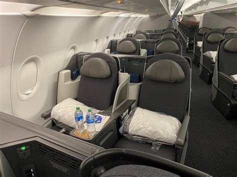 American Airlines Flagship Business A321T cabin