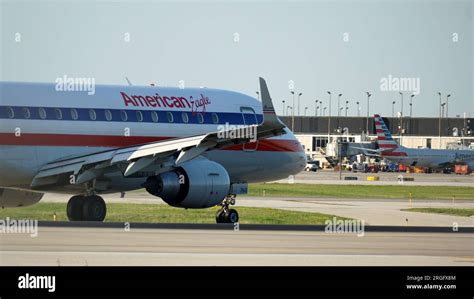 American Eagle regional jet at Chicago O’Hare airport