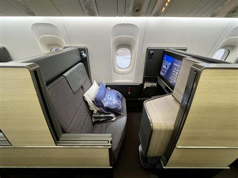 ANA The Room Boeing 777 business class wide seat sliding door interior