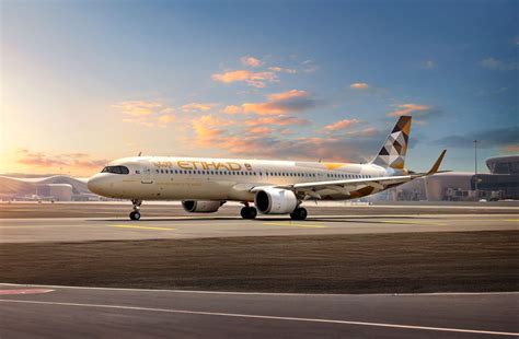 Antonoaldo Neves addressing Etihad fleet strategy event in Abu Dhabi