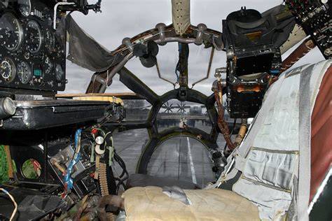 Antonov An-12 NR-23 23mm tail turret gunner armored glass Soviet military transport
