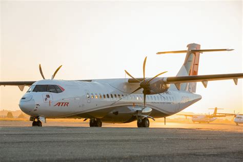 ATR 72-600 turboprop landing at island regional airport
