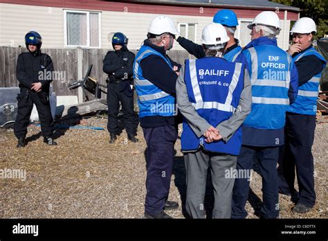 bailiffs at Heathrow threatening to seize Delta plane over unpaid compensation