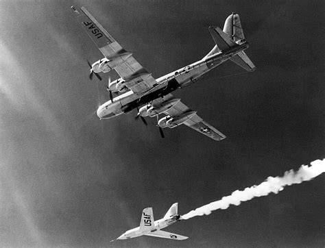 Bell X-2 Starburster Mach 3 experimental aircraft