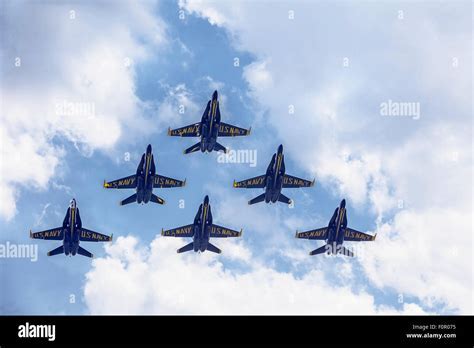 blue angels close formation flying