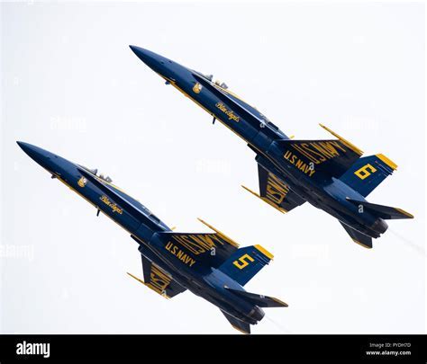 blue angels Section High Alpha Pass
