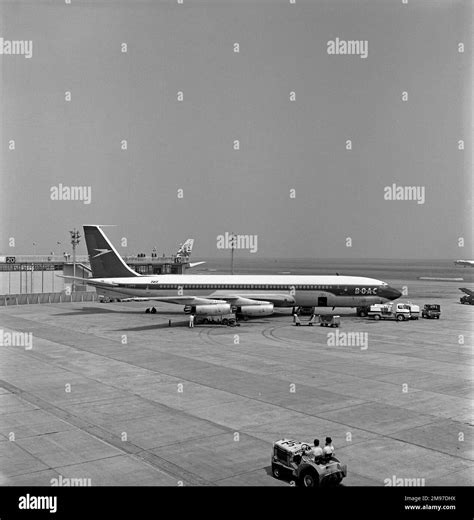BOAC VC10 at Tokyo Haneda Airport during late 1960s service expansion