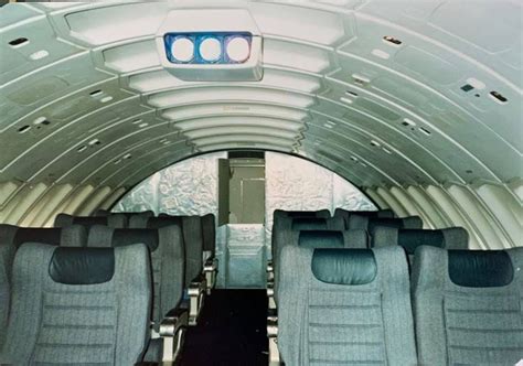 Boeing 747-100 upper deck lounge vintage interior Pan Am era