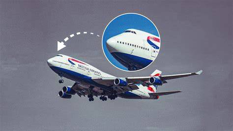 Boeing 747 aircraft iconic hump upper deck profile during flight