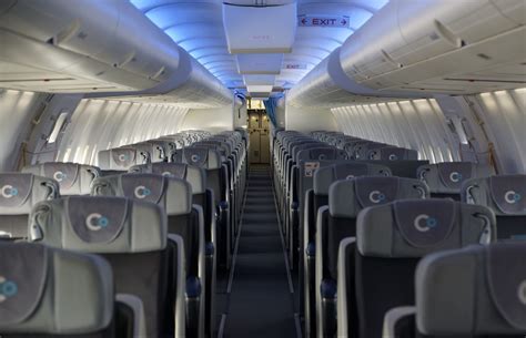 Boeing 757 La Compagnie business class cabin with 76 lie flat seats