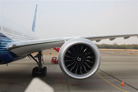 Boeing 777-8F GE9X engine cargo aircraft testing