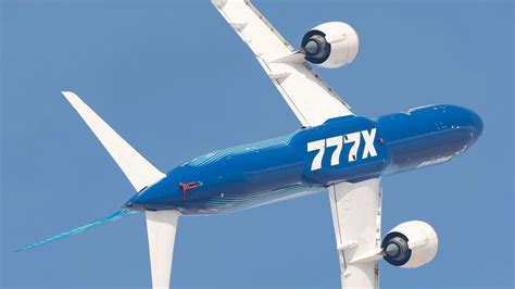 Boeing 777X thrust link redesign engineering team at work in Seattle R&D center