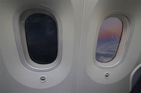 Boeing 787 dimmable windows gradient tint passenger view clouds