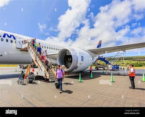 Boeing 787 Dreamliner maintenance operation at remote Easter Island airport