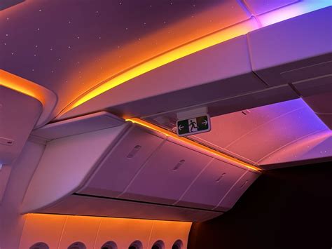 Boeing 787 Dreamliner sky interior LED lighting cabin