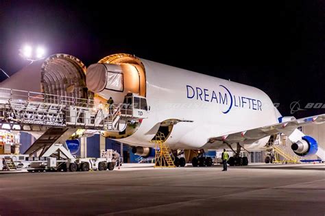 Boeing Dreamlifter unloading fuselage section of 787 Dreamliner