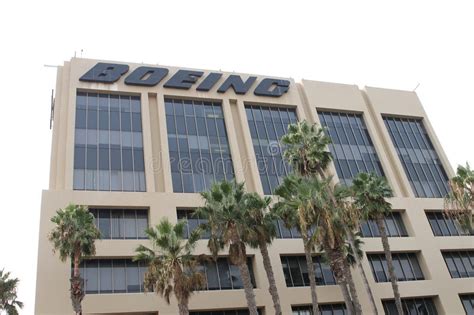 boeing seal beach structural analysis team collaborating on aircraft components