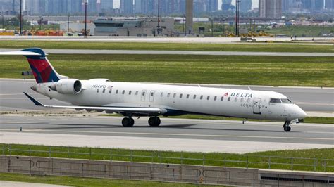 Bombardier CRJ 900 aircraft previously serving Toronto to Jacksonville route